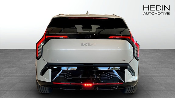 Kia EV3 7 of 19
