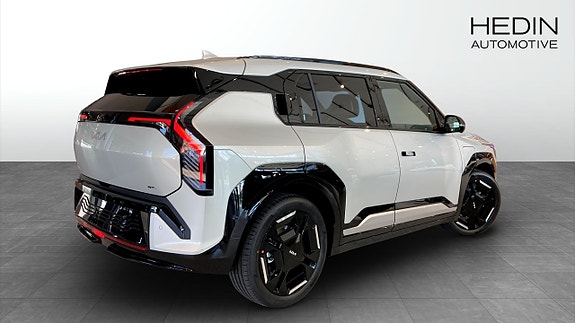 Kia EV3 2 of 19