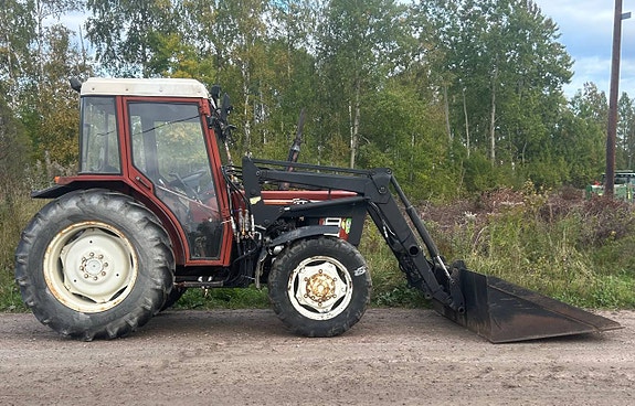 4x4 Fiat 44-66 lastar traktor