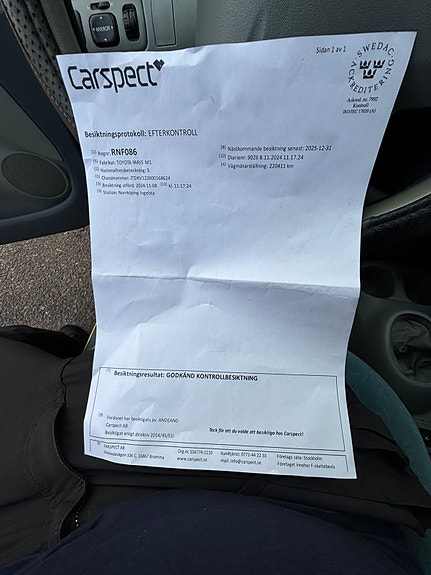 Toyota Yaris 7 of 8