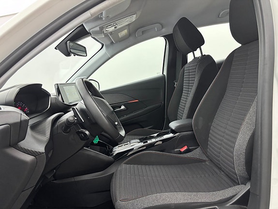 Peugeot 208 13 of 25
