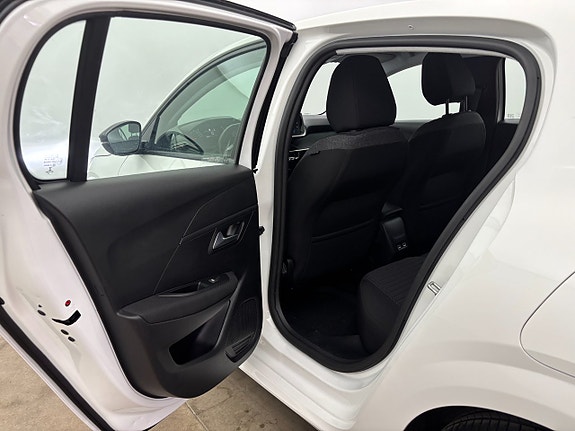 Peugeot 208 14 of 25