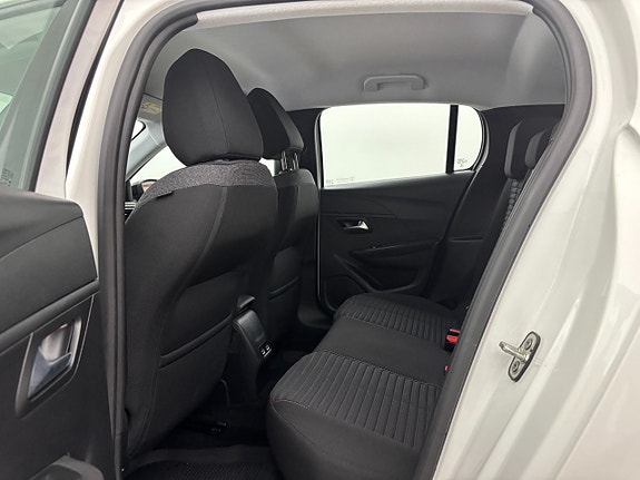 Peugeot 208 15 of 25