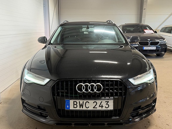 Audi A6 Allroad 3.0 TDI V6 218 ch BVA quattro / Suspension pneumatique / Caméra de recul / Alcantara-Cuir / Attelage 2,5 t