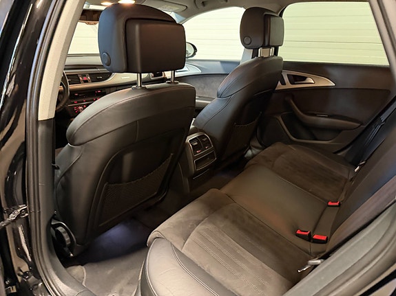 Audi A6 Allroad 3.0 TDI V6 218 ch BVA quattro / Suspension pneumatique / Caméra de recul / Alcantara-Cuir / Attelage 2,5 t