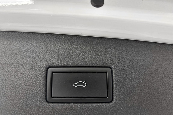 Volkswagen Tiguan Allspace 19 of 26
