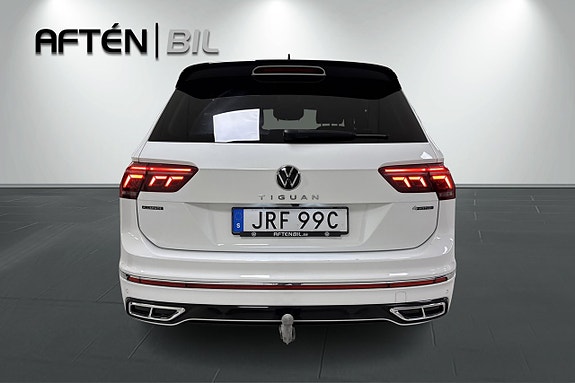 Volkswagen Tiguan Allspace 8 of 26