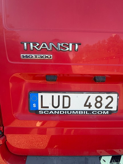 Ford Transit 9 of 11