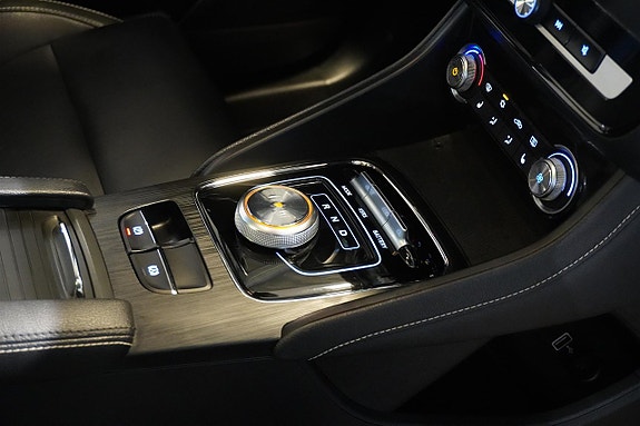 MG ZS 8 of 10