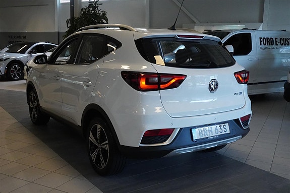 MG ZS 4 of 10