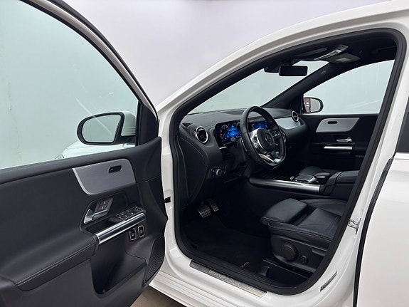 Mercedes-Benz B250 e 10 of 24