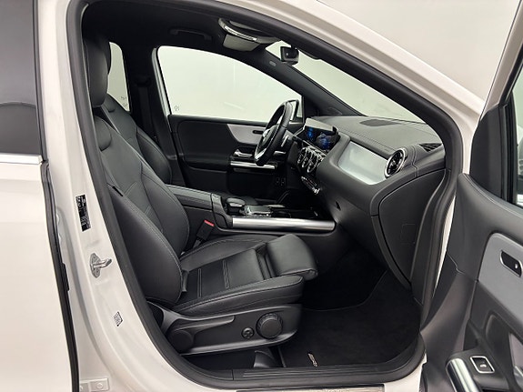 Mercedes-Benz B250 e 19 of 24