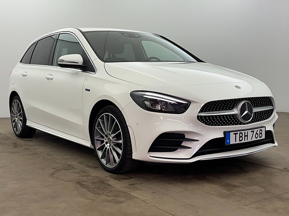 Mercedes-Benz B250 e 8 of 24
