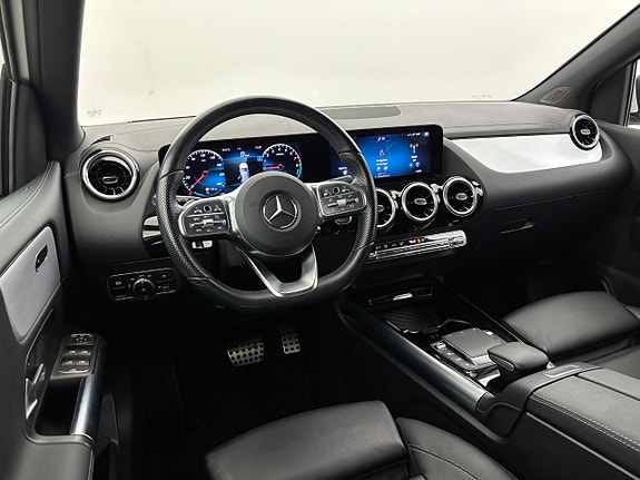 Mercedes-Benz B250 e 14 of 24