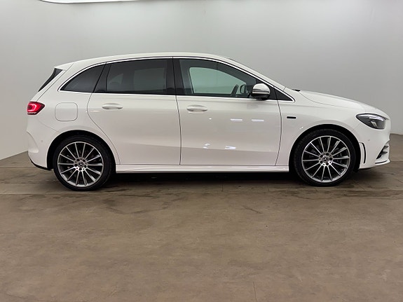 Mercedes-Benz B250 e 7 of 24