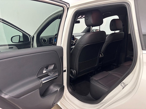 Mercedes-Benz B250 e 12 of 24