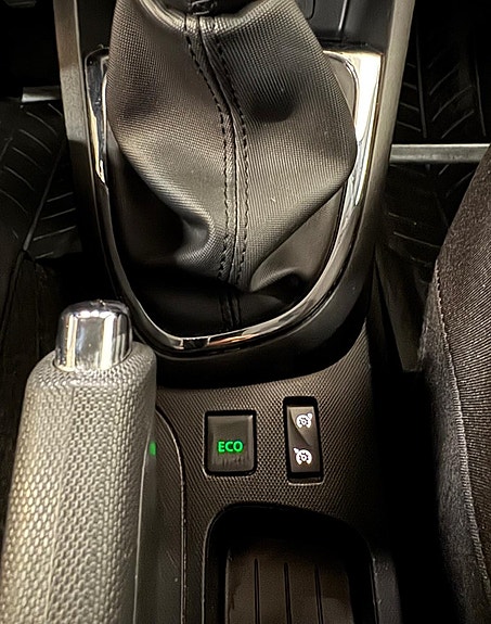 Renault Captur 12 of 14
