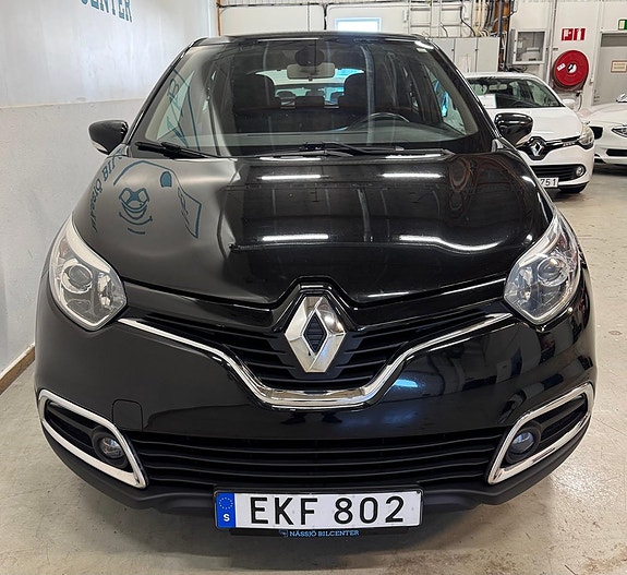 Renault Captur 2 of 14