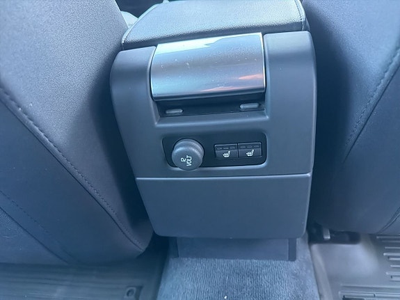 Volvo XC70 12 of 25