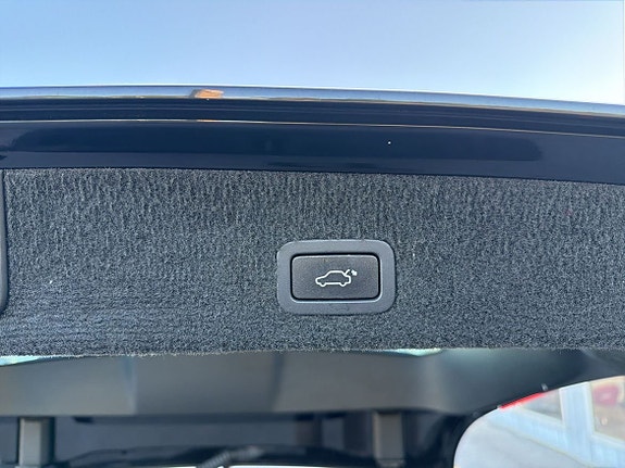 Volvo XC70 15 of 25