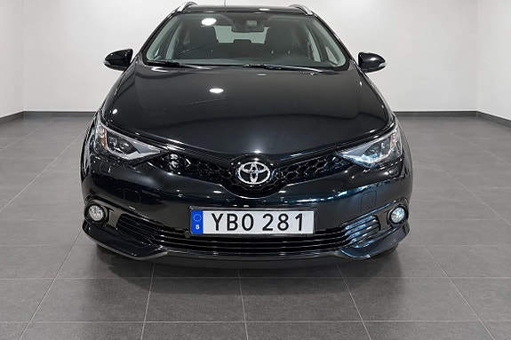 Toyota Auris 14 of 14
