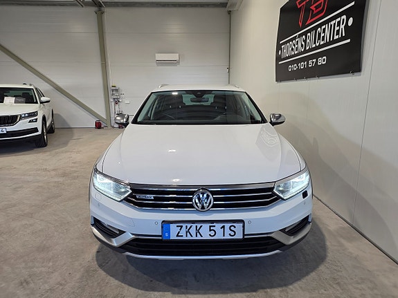 Volkswagen Passat Alltrack 17 of 28