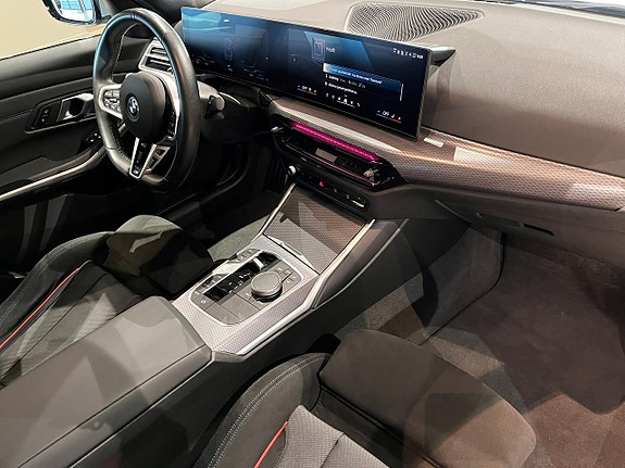 BMW 330e 15 of 17