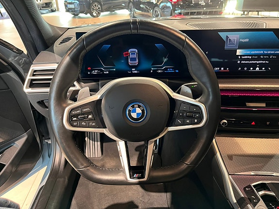 BMW 330e 9 of 17