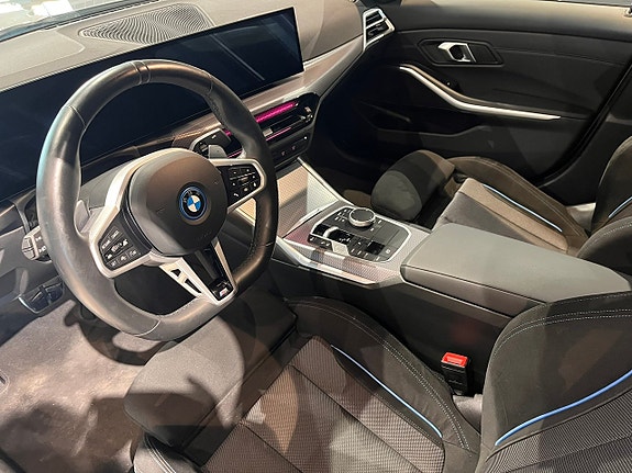 BMW 330e 8 of 17