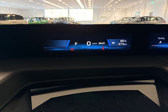 BMW iX3 14 of 21