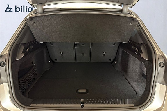 BMW iX3 10 of 21