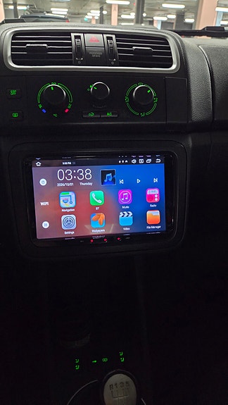 Skoda Fabia 9 of 12