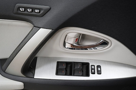 Toyota Avensis 16 of 26