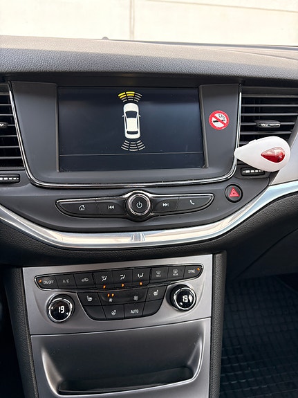 Opel Astra 5 of 9