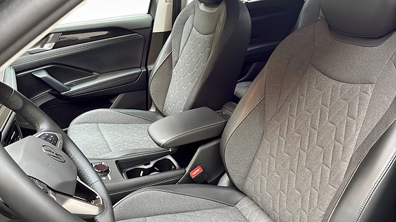 Volkswagen Tayron 8 of 15