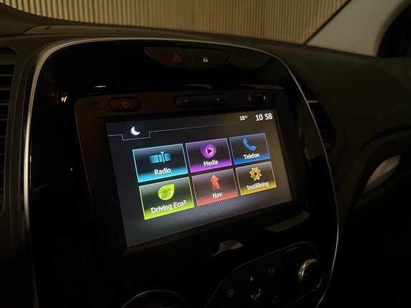Renault Captur 18 of 27