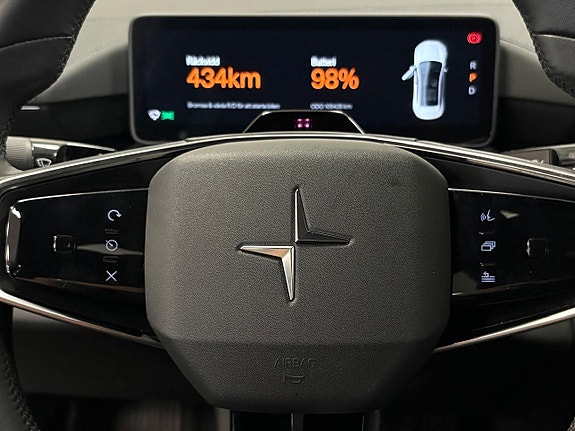 Polestar 4 14 of 17