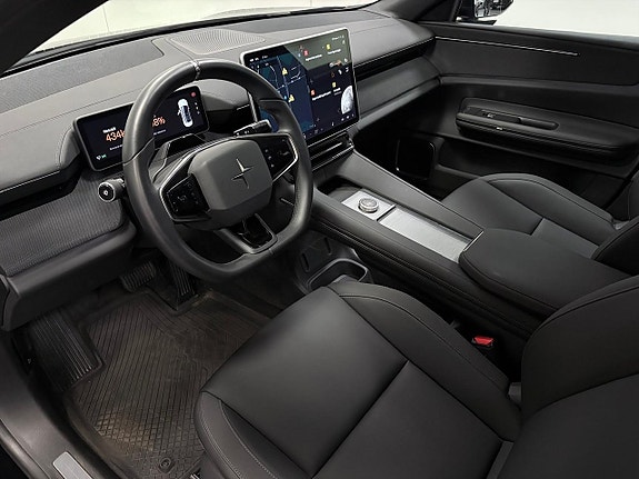 Polestar 4 10 of 17