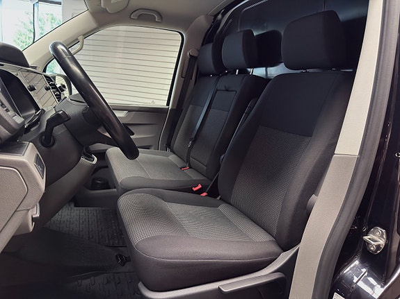 Volkswagen Transporter 15 of 21