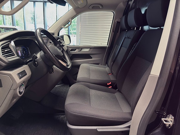 Volkswagen Transporter 14 of 21