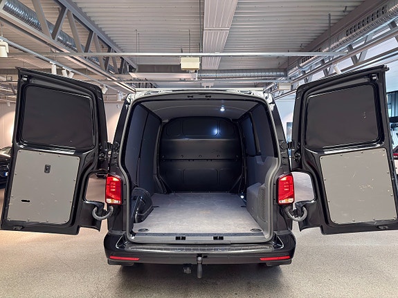 Volkswagen Transporter 8 of 21