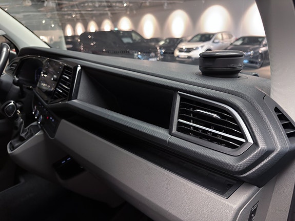Volkswagen Transporter 16 of 21