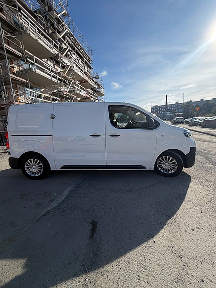 Toyota Proace 3 of 11