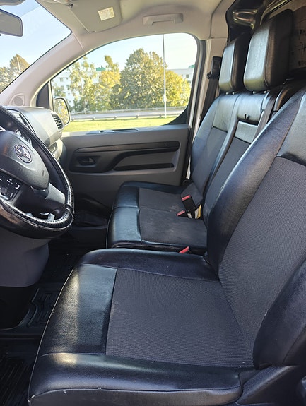 Toyota Proace 11 of 11