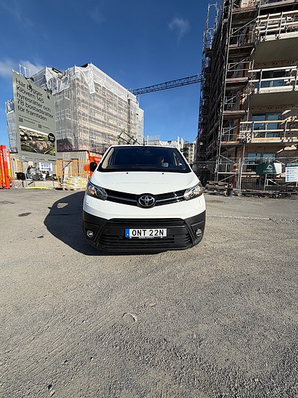 Toyota Proace 2 of 11