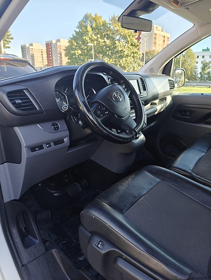 Toyota Proace 10 of 11