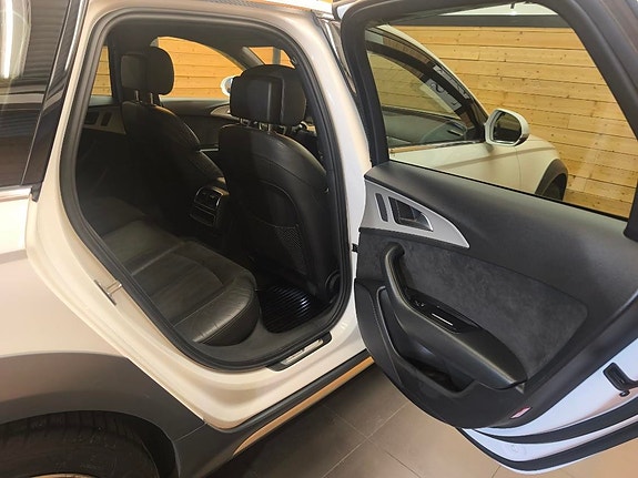 Audi A6 allroad 17 of 22
