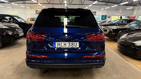 Audi Q7 5 of 10