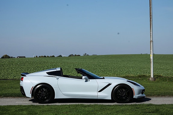Chevrolet Corvette 13 of 25