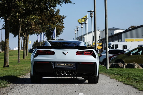 Chevrolet Corvette 7 of 25